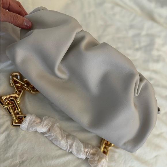 Leather pouch off-white bag - Picture 3 of 3